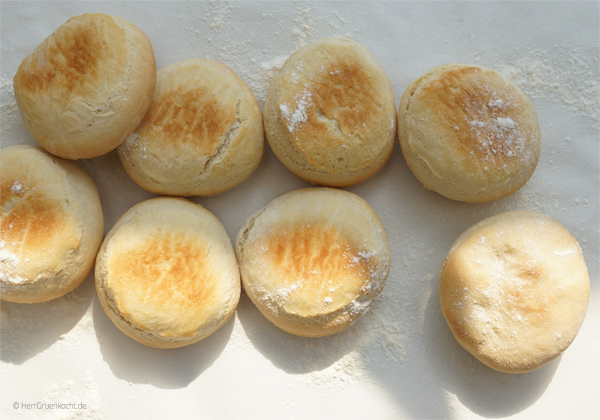 Pizzabrötchen schnell und einfach selber backen