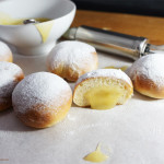 Backofen-Berliner mit Lemon curd Füllung