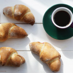 Hefehörnchen mit Schokolade – ganz einfach und schnell selber backen