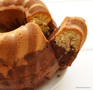 Marmorkuchen mit extra Schoki und Rum