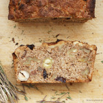 Nuss-Kräuter-Brot