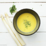 Spargelschalensuppe mit frischer Kresse
