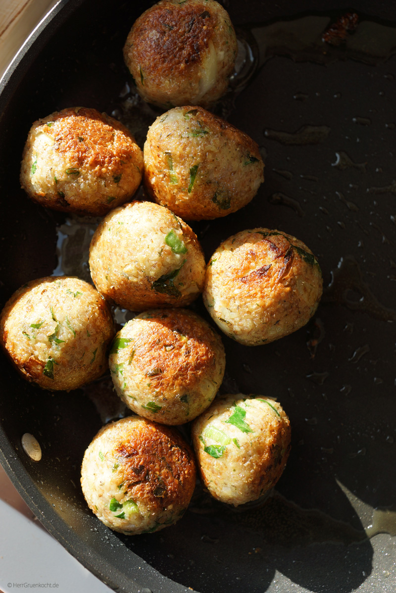 Vegetarische Frikadellen - ganz einfach und schön kross