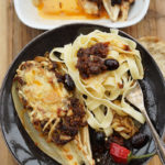 Chicorée neapolitanisch mit selbstgemachtem Pesto und Pasta