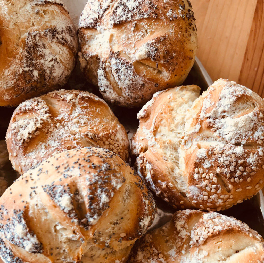 Frühstücksbrötchen schnell und einfach selberbacken