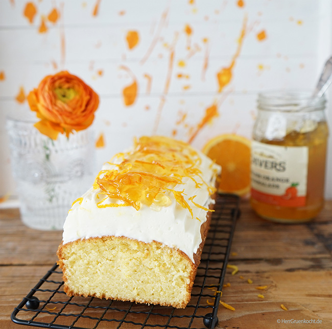 Orangenkuchen mit Frischkäse und Orangen-Marmelade