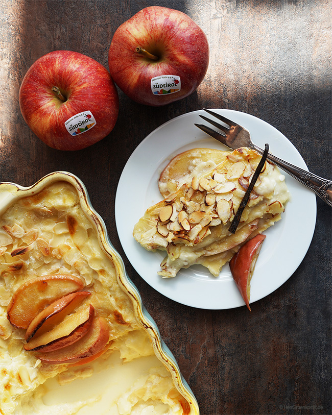 Süße Lasagne mit in Butter und Calvados geschwenkten Apfelstücken