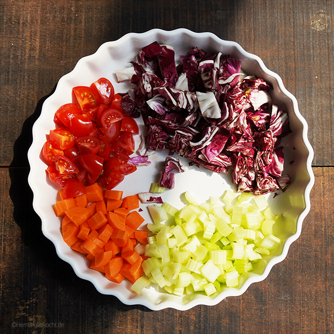 Italienischer Eintopf »Atrani« – mit Stangensellerie, Tomaten ...