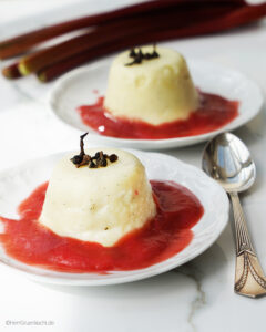 Pudding aus Patisseriecrème mit Rhabarbermousse - von Herr Grün kocht