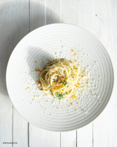 Spaghettini mit einem selbst hergestellten Orangen-Fenchel-Öl - von Herrn Grün