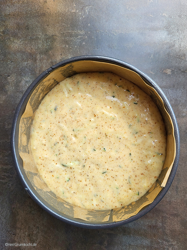 Zitronen-Mandelkuchen mit Zucchini - von Herr Grün Kocht